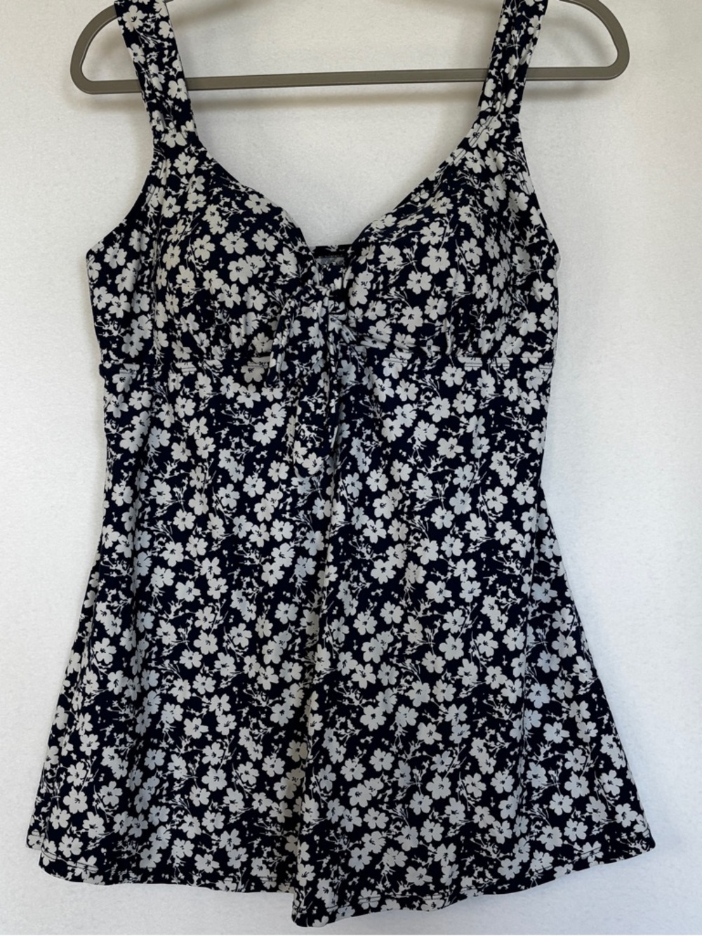 Alisha Levine 14 One Piece Navy & White Floral Skirted Swimsuit Underwire